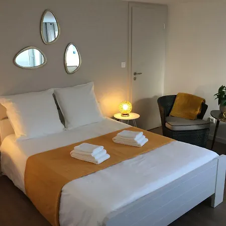 アパート La Pierre Du Petit'hom