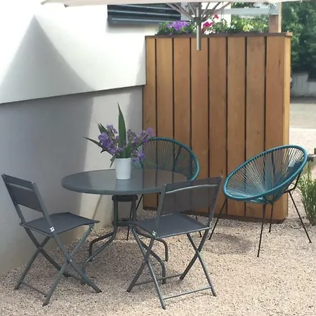 La Pierre Du Petit'hom アパート *